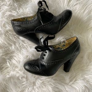 American Eagle Booties 5.5